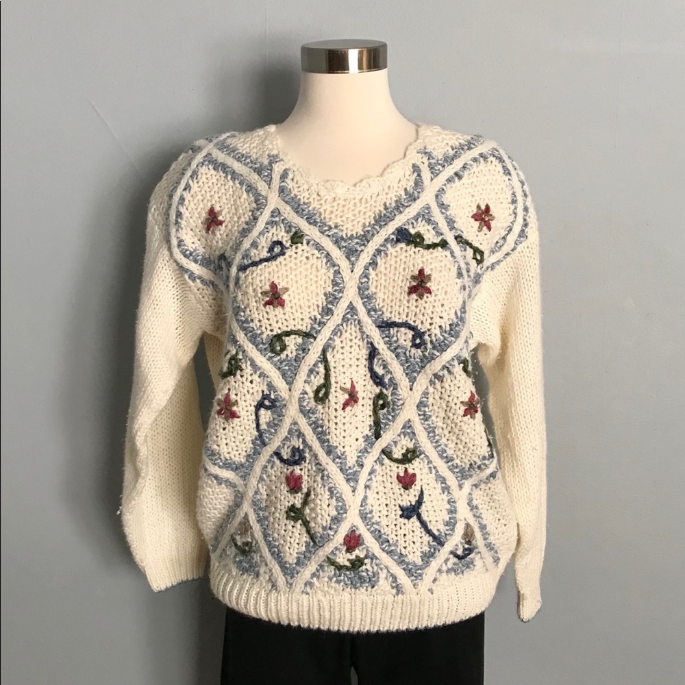 Vintage Flowered Chunky Knit Sweater